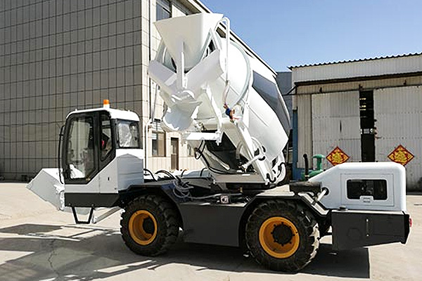 Self loading concrete mixer was exported to Hungary